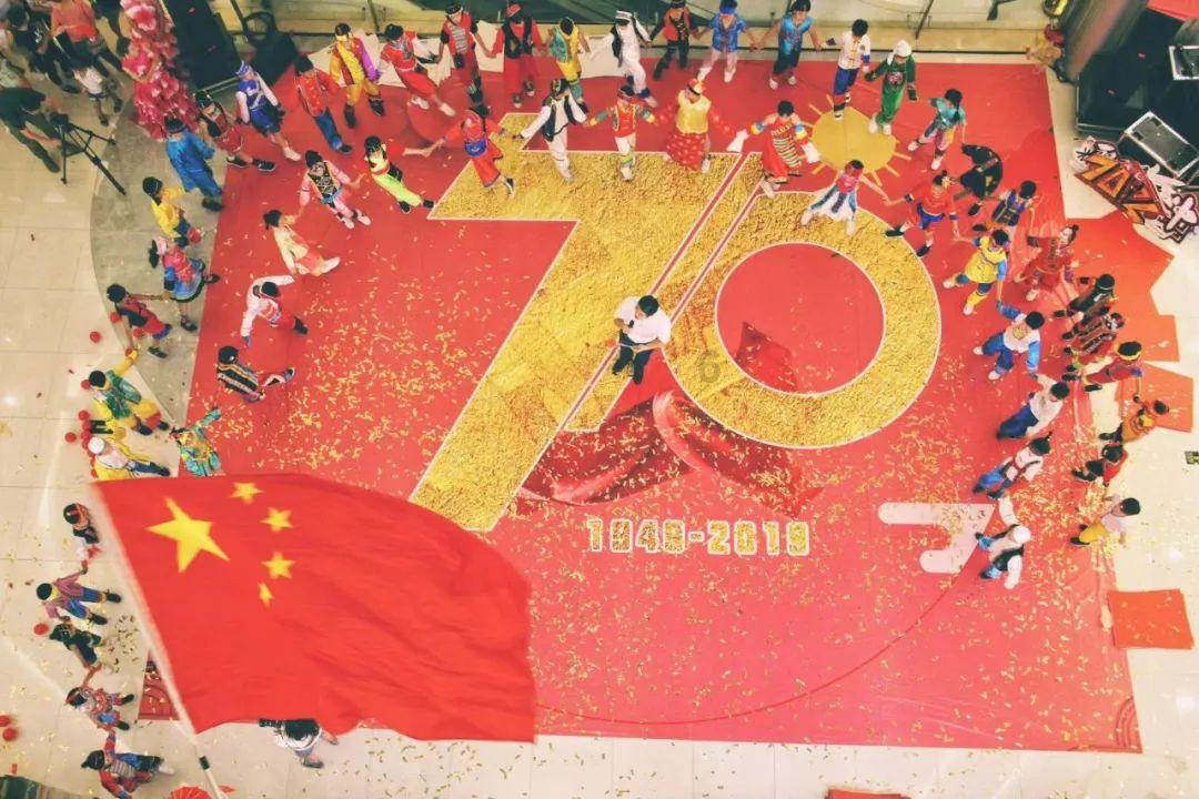 女生说我以前交往过的男朋友都比你帅什么意思他为什么要当着我的面说这样的话？游戏画面